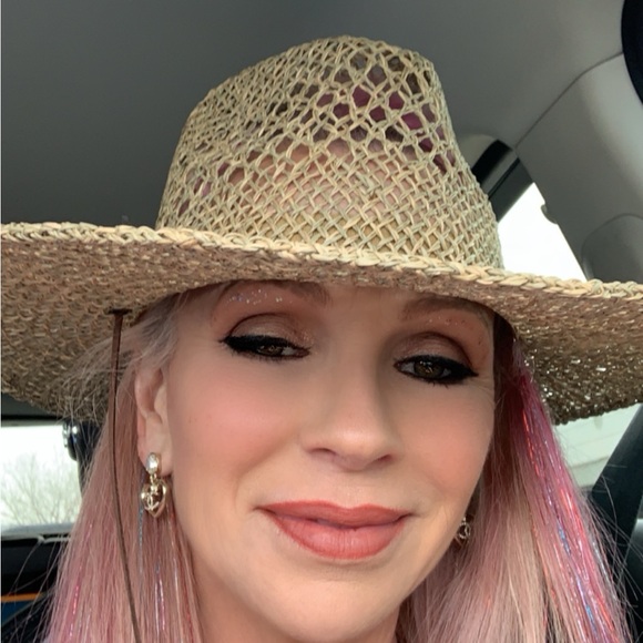 COPY - Meet your Posher!!! Like my other flyer too!!!! - Picture 7 of 14